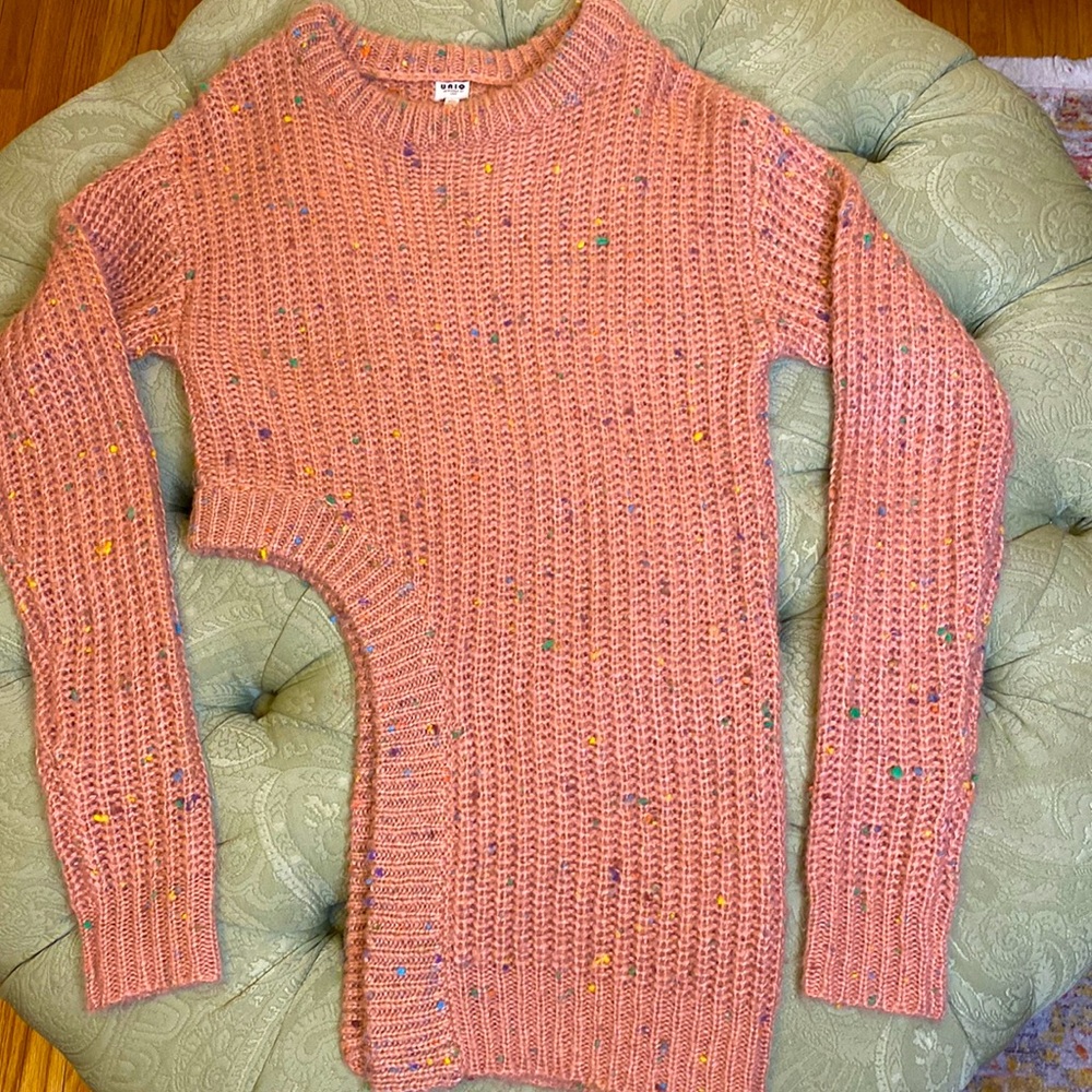 UNIQ Peach Sweater Size S/M Hip Cut Out Mulit Color Treads EUC